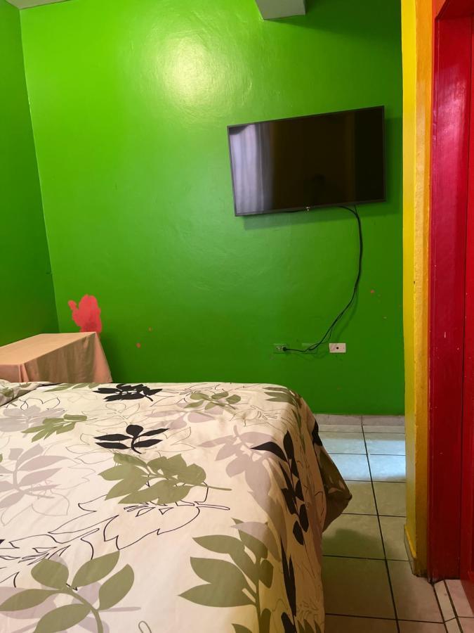 Hotel La Guacamayos La Ceiba Extérieur photo